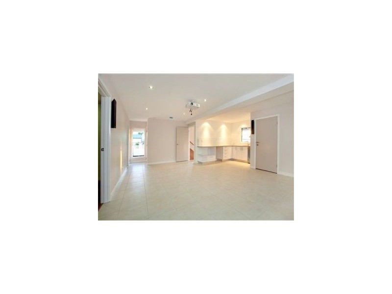 4 Kent Street, Red Hill QLD 4059