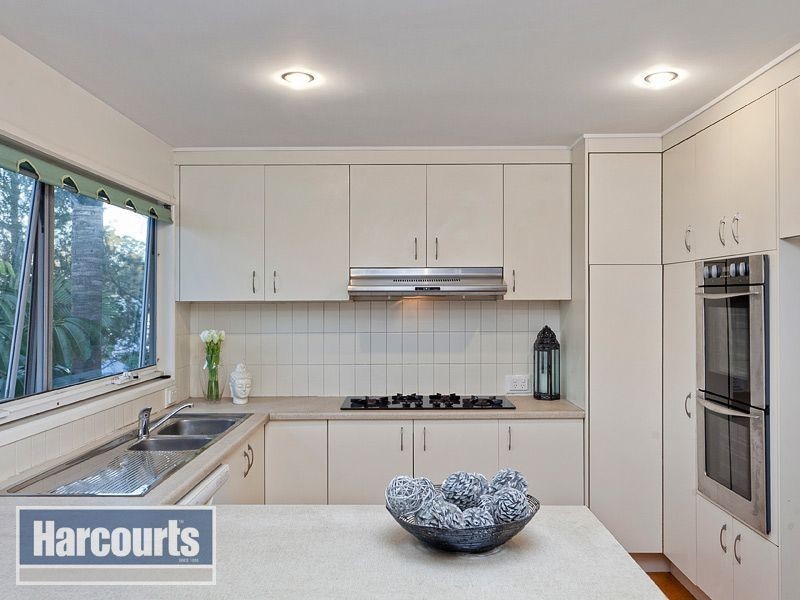 261 Bielby Road, Kenmore Hills QLD 4069