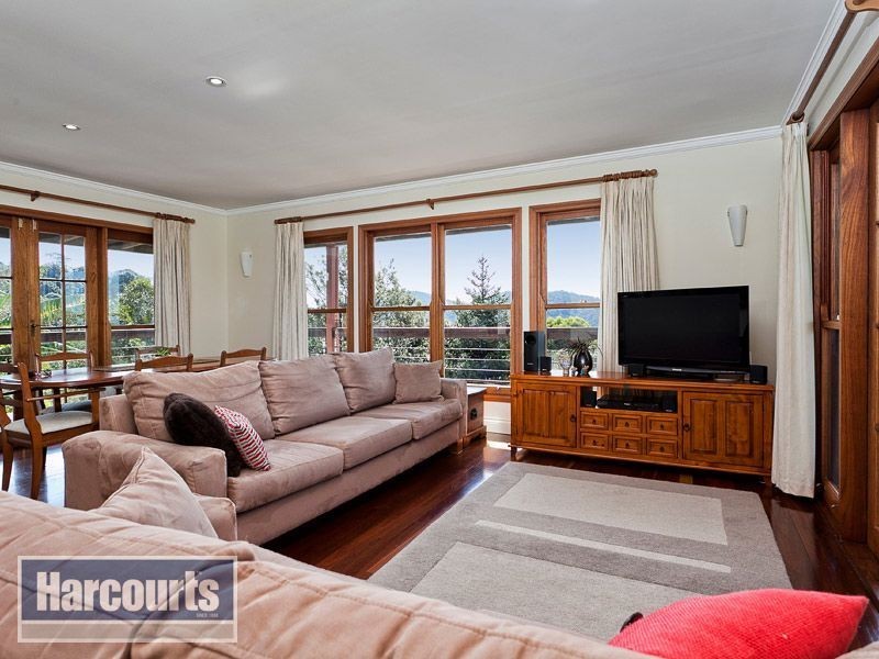 1813 Parkview Avenue, Mount Glorious QLD 4520