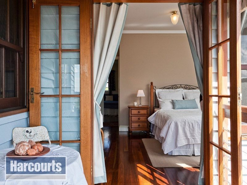 1813 Parkview Avenue, Mount Glorious QLD 4520