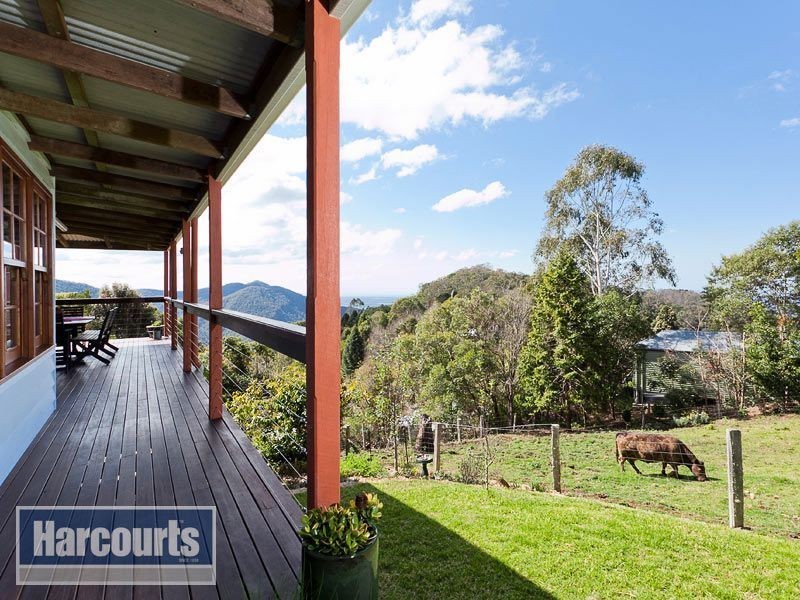 1813 Parkview Avenue, Mount Glorious QLD 4520