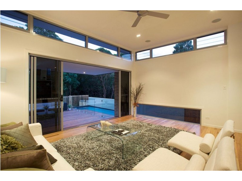 28 Fifth Avenue, Bardon QLD 4065