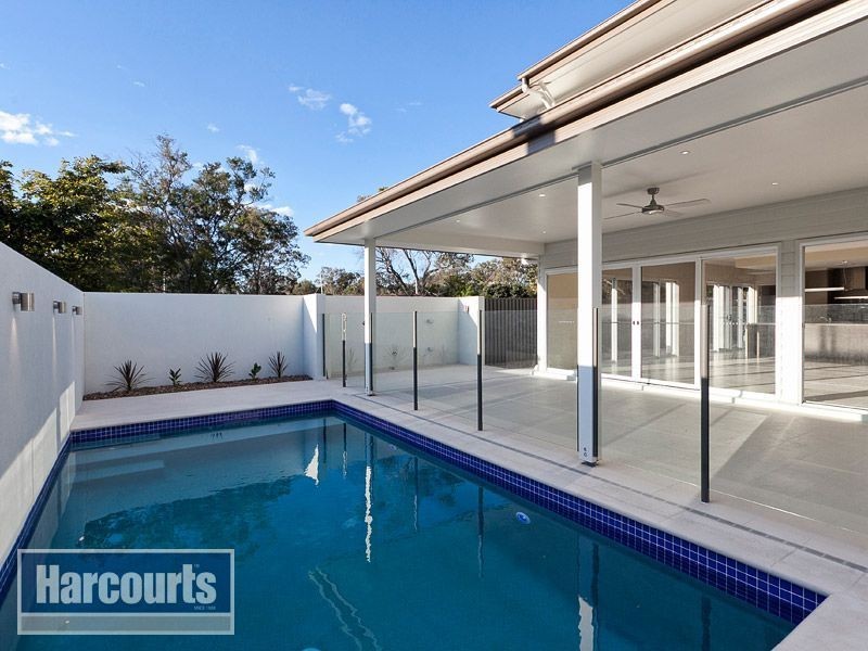31 Henry street, Wooloowin QLD 4030