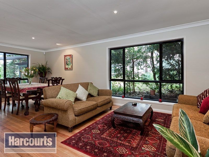 12 Bernarra Street, The Gap QLD 4061