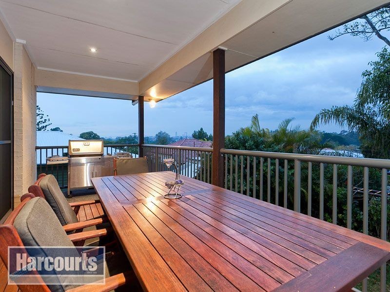 6 Buxton Street, Ashgrove QLD 4060