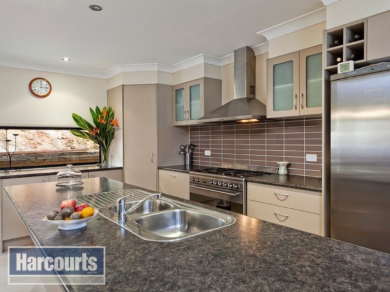 45 Rise Place, Upper Kedron QLD 4055