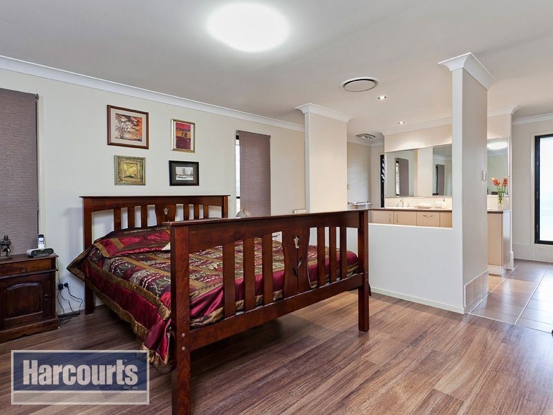 45 Rise Place, Upper Kedron QLD 4055