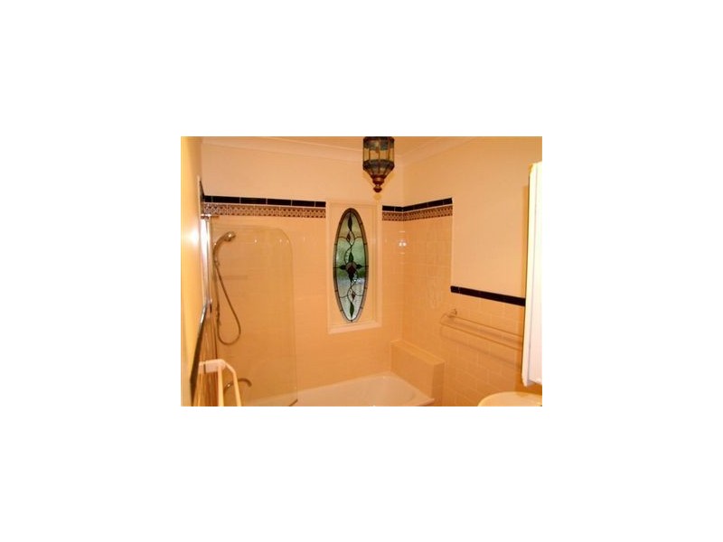 75 St Vincent Street, Ashgrove QLD 4060