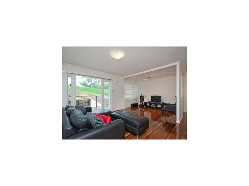 1 School Road, The Gap QLD 4061
