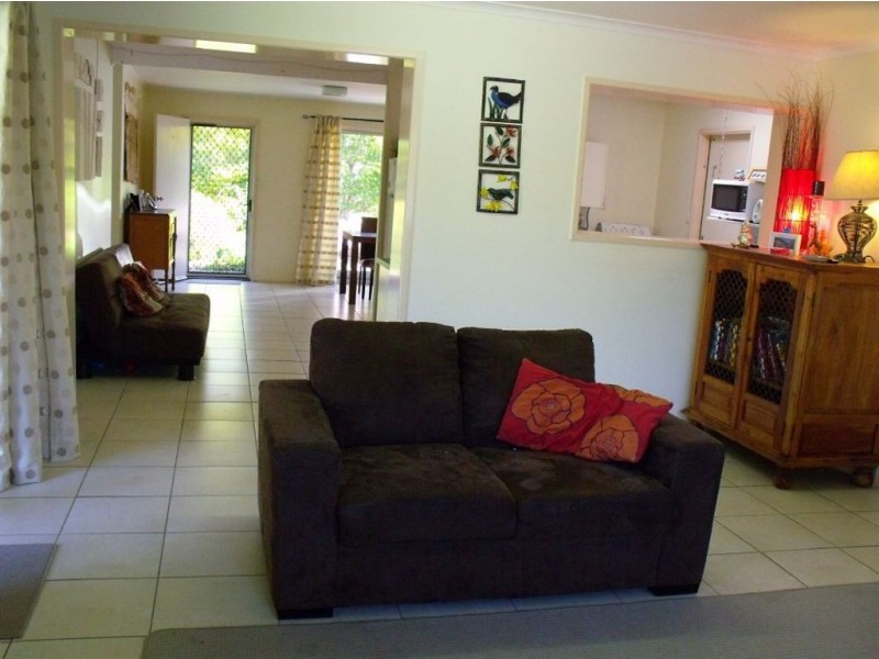 20 Debbie Street, The Gap QLD 4061