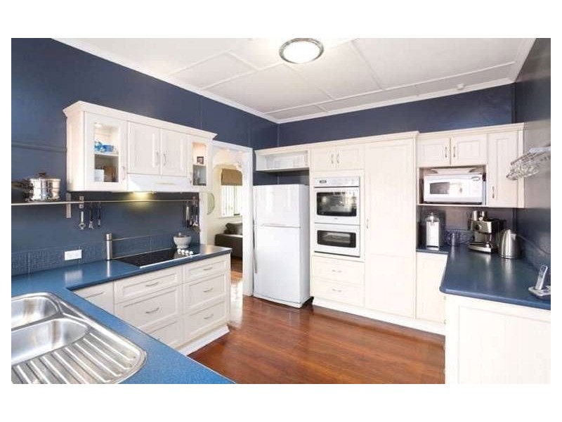 2 Gailey Street, Ashgrove QLD 4060