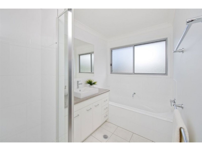 15 Jevons Street, The Gap QLD 4061