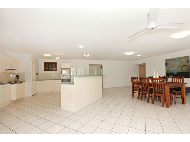 33 Parkside Crescent, The Gap QLD 4061