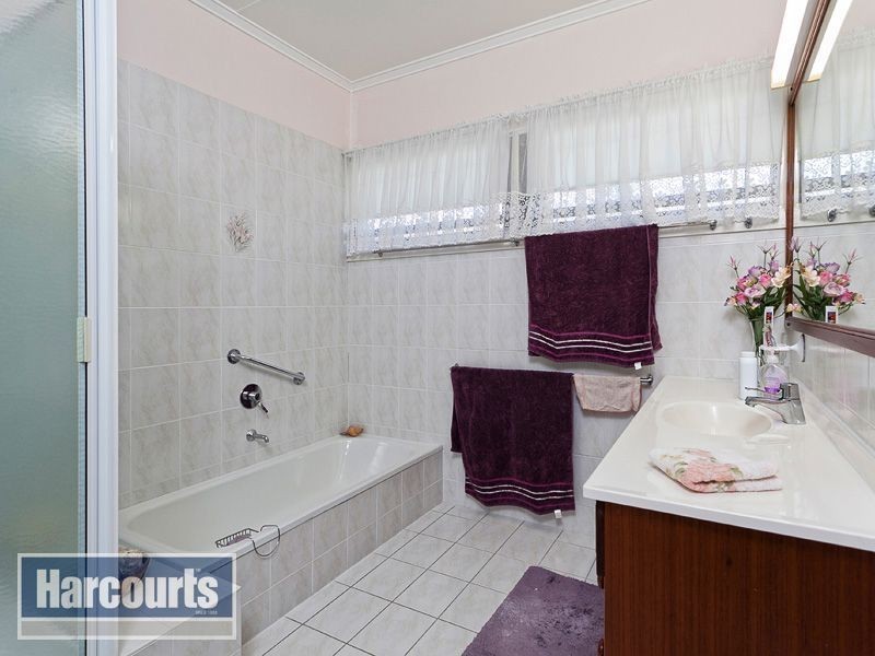 45 Riaweena Street, The Gap QLD 4061