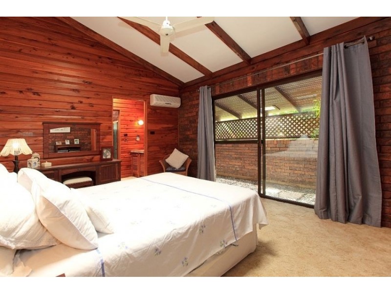 18 Petmar Street, The Gap QLD 4061
