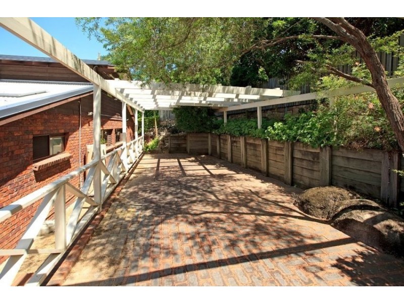18 Petmar Street, The Gap QLD 4061