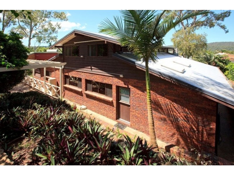 18 Petmar Street, The Gap QLD 4061