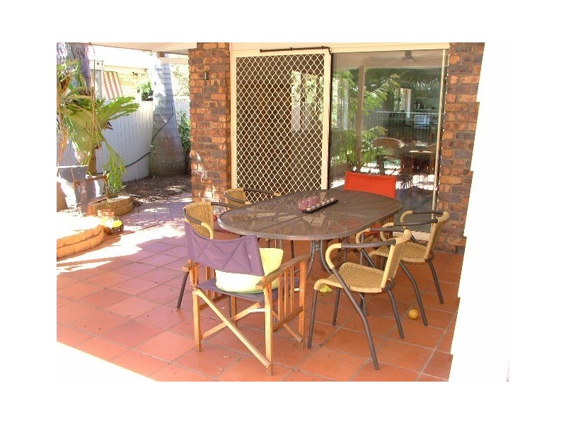 1 Willowood Place, The Gap QLD 4061