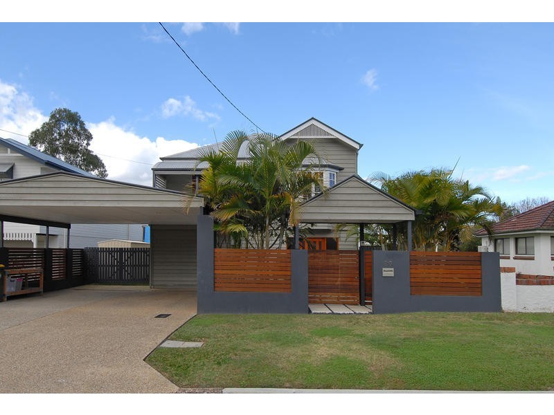 20 Dovedale Crescent, Ashgrove QLD 4060