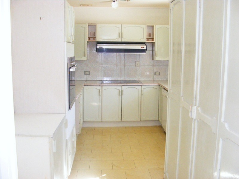 11 Cheppen St, The Gap QLD 4061
