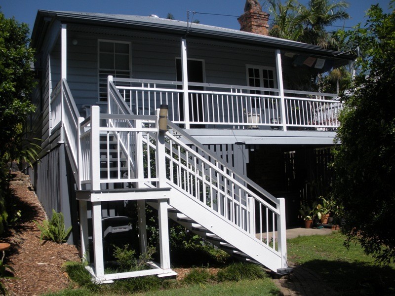 24 Carmel St, Bardon QLD 4065