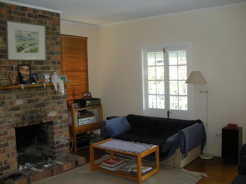 24 Carmel St, Bardon QLD 4065