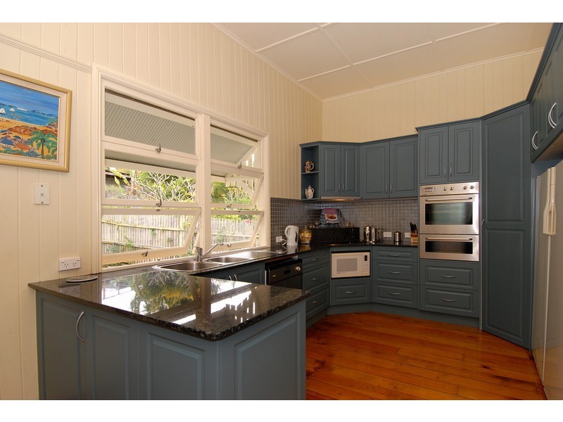 33 Sunrise St, Ashgrove QLD 4060