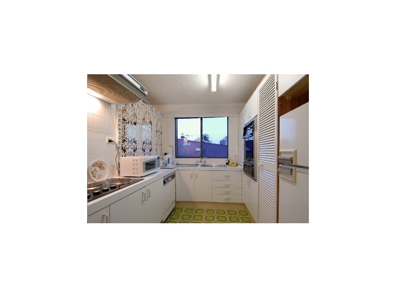 3/26 Simpsons Road, Bardon QLD 4065