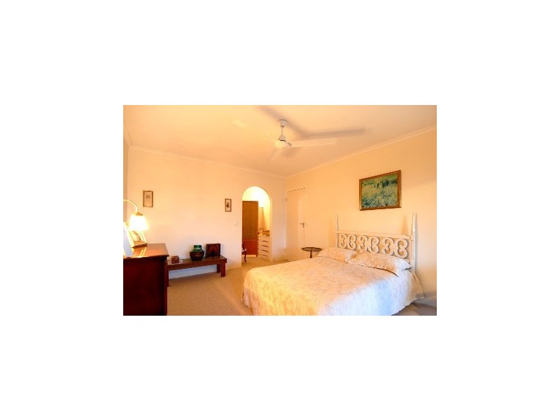 3/26 Simpsons Road, Bardon QLD 4065