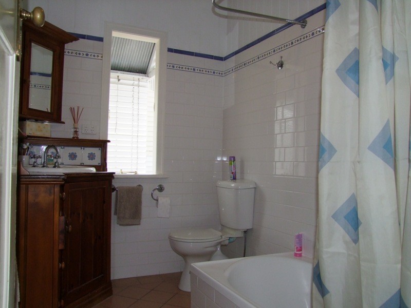 29 Leslie Street, Bardon QLD 4065