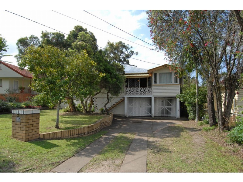 57 Piddington St, Ashgrove QLD 4060