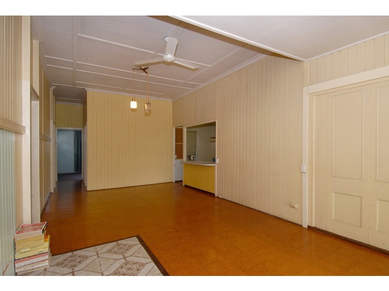 57 Piddington St, Ashgrove QLD 4060