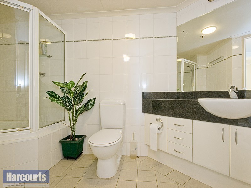 96/35 Howard Street, Brisbane QLD 4000