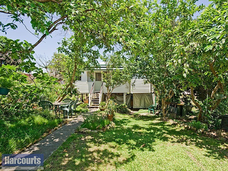 15 Love Street, Spring Hill QLD 4000