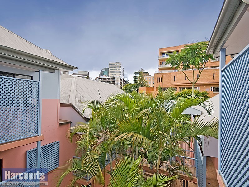 18/20 Terrace Street, Spring Hill QLD 4000