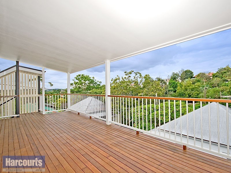 7 Winship Street, Red Hill QLD 4059