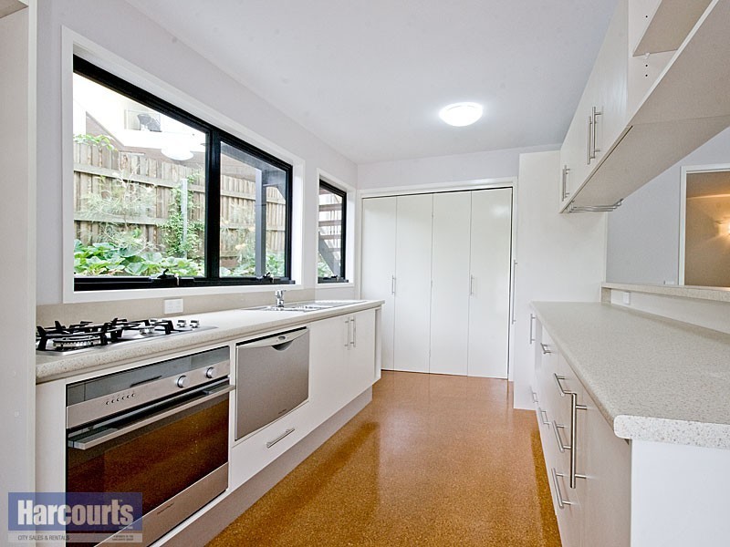 7 Winship Street, Red Hill QLD 4059
