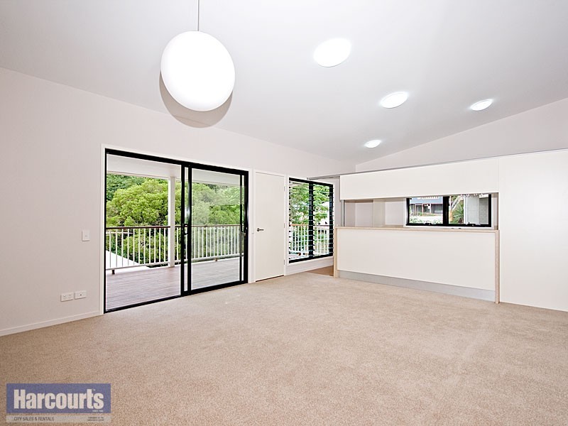 7 Winship Street, Red Hill QLD 4059