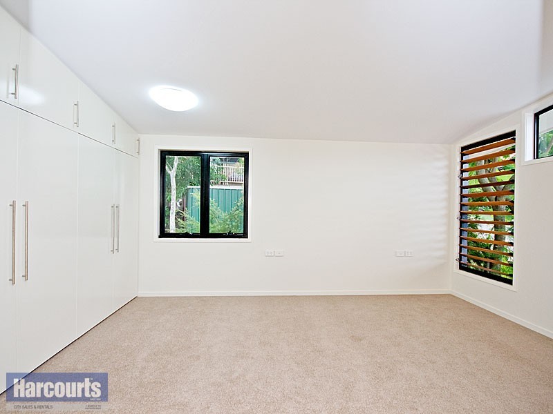 7 Winship Street, Red Hill QLD 4059