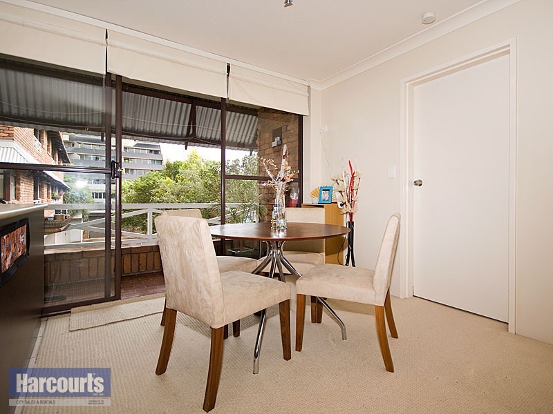 18/37 Phillips Street, Spring Hill QLD 4000