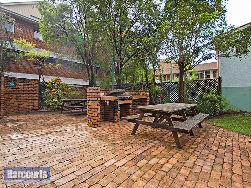 18/37 Phillips Street, Spring Hill QLD 4000