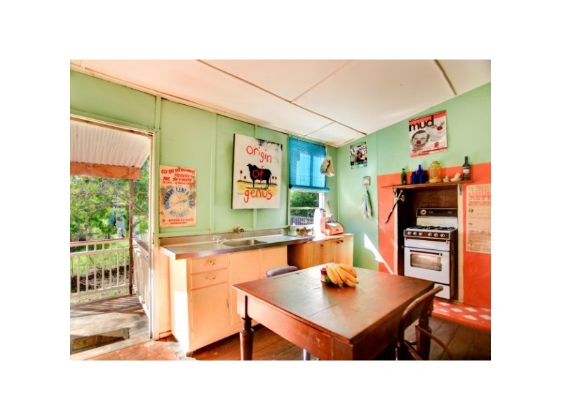 15 Hove Street, Highgate Hill QLD 4101