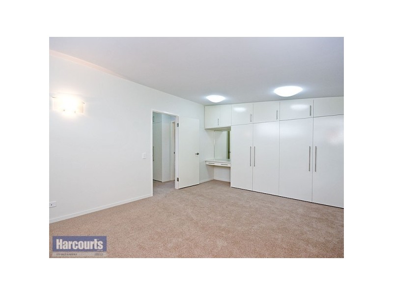 7 Winship Street, Red Hill QLD 4059
