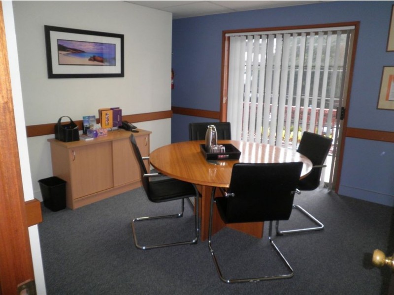 7 Cloyne Road, Southport QLD 4215