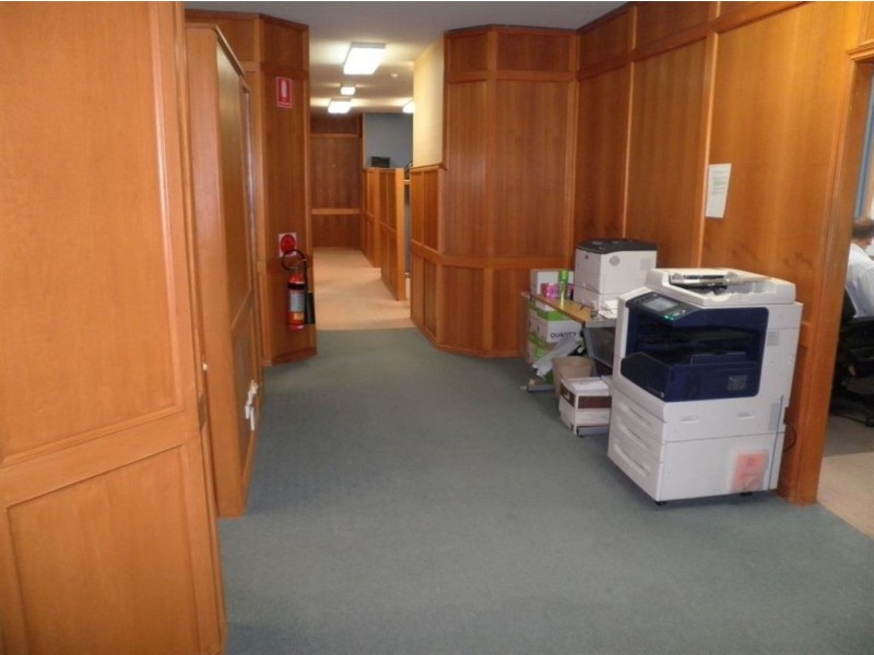 7 Cloyne Road, Southport QLD 4215