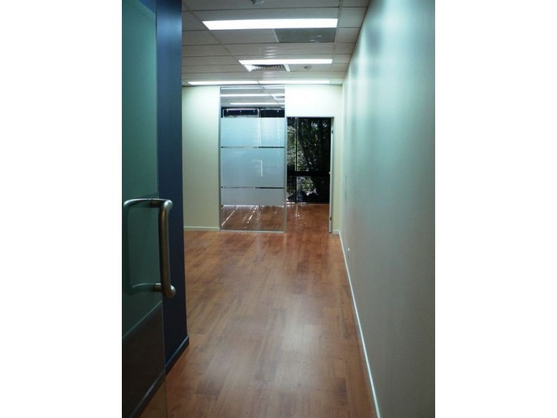 2/52 Davenport Street, Southport QLD 4215