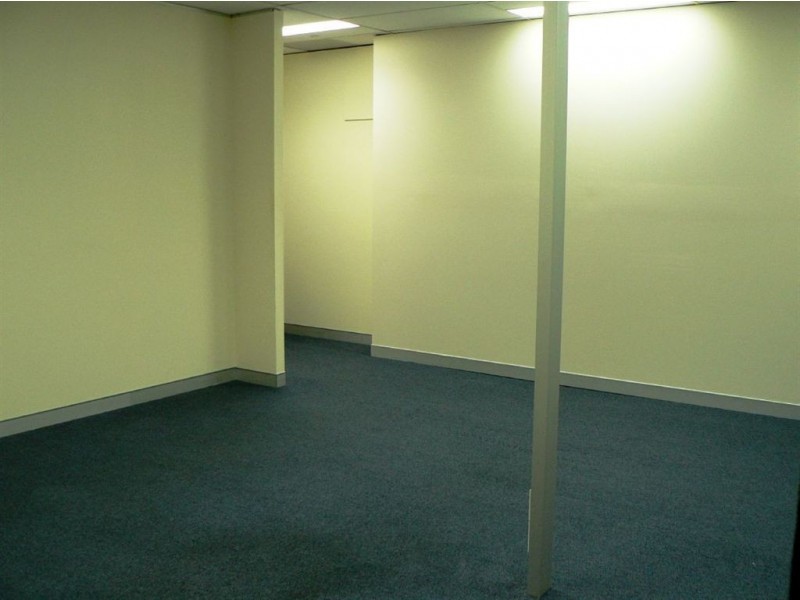 2/52 Davenport Street, Southport QLD 4215