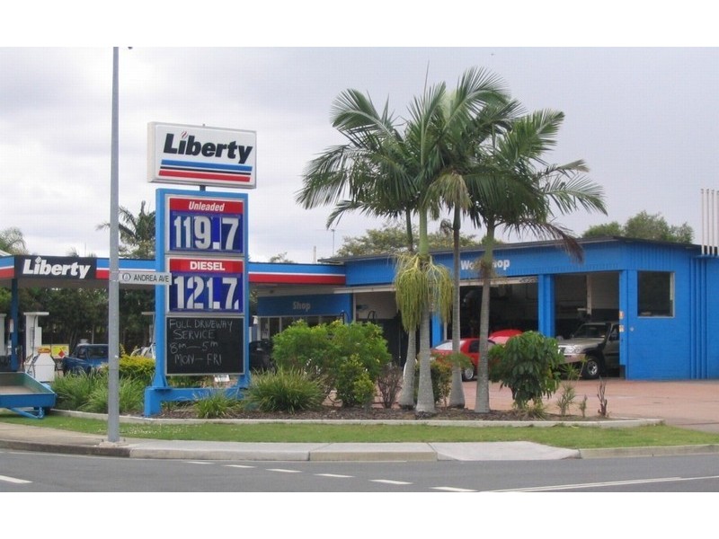 75 TE Peters Drive, Broadbeach QLD 4218