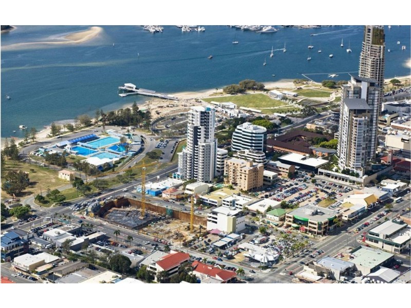 8 Welch Street, Southport QLD 4215