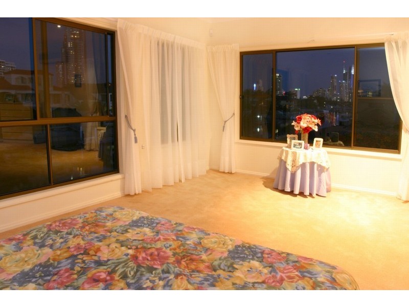 23 Norseman Court, Paradise Waters QLD 4217